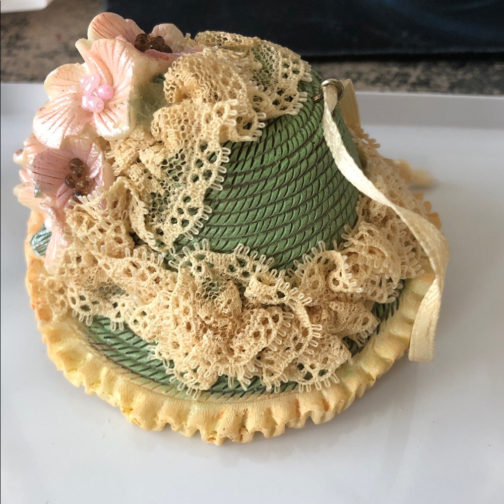 Victorian Floral Lace Green Hat decor ornament